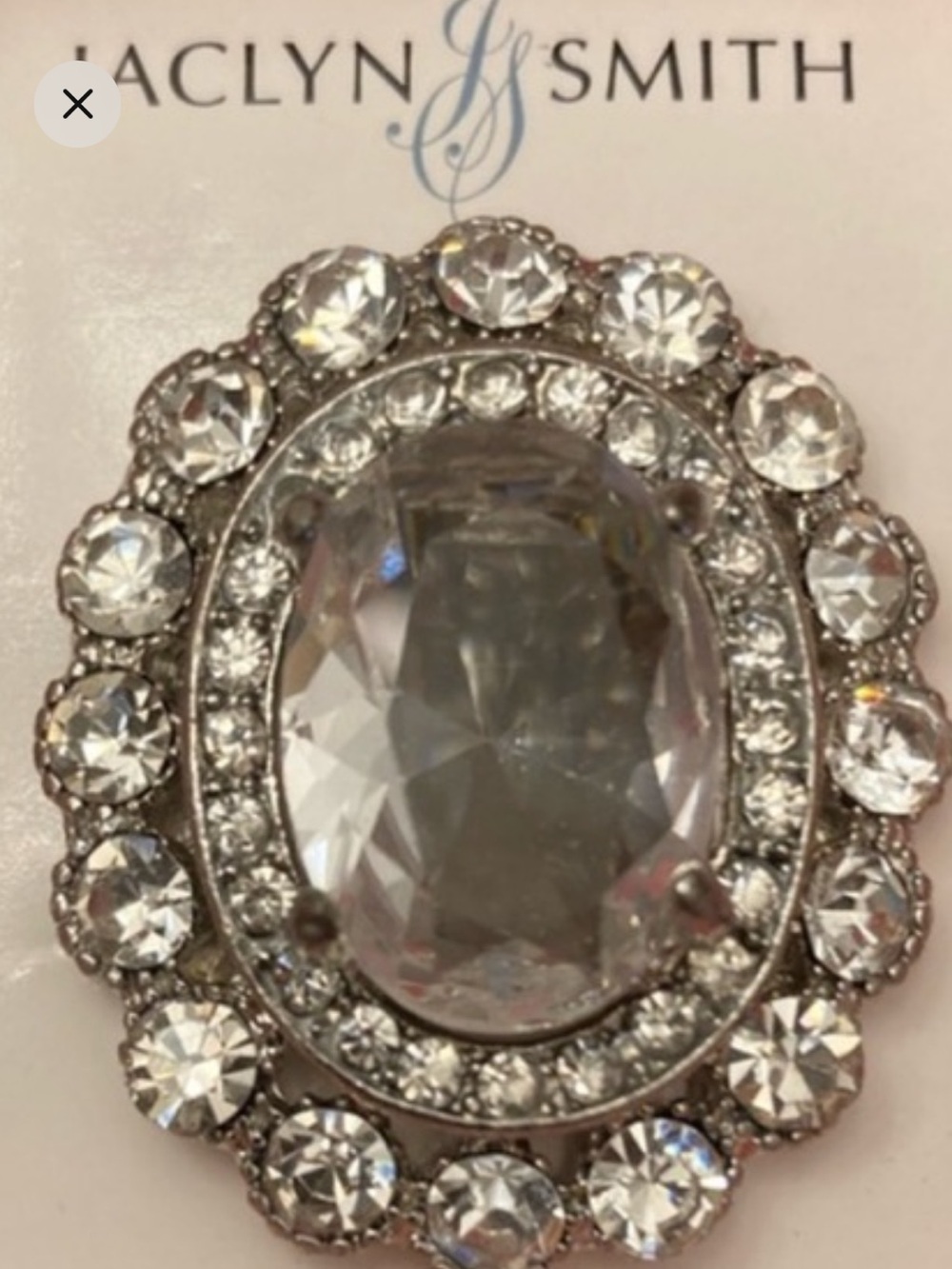 Jaclyn Smith stretch ring, vintage silver tone